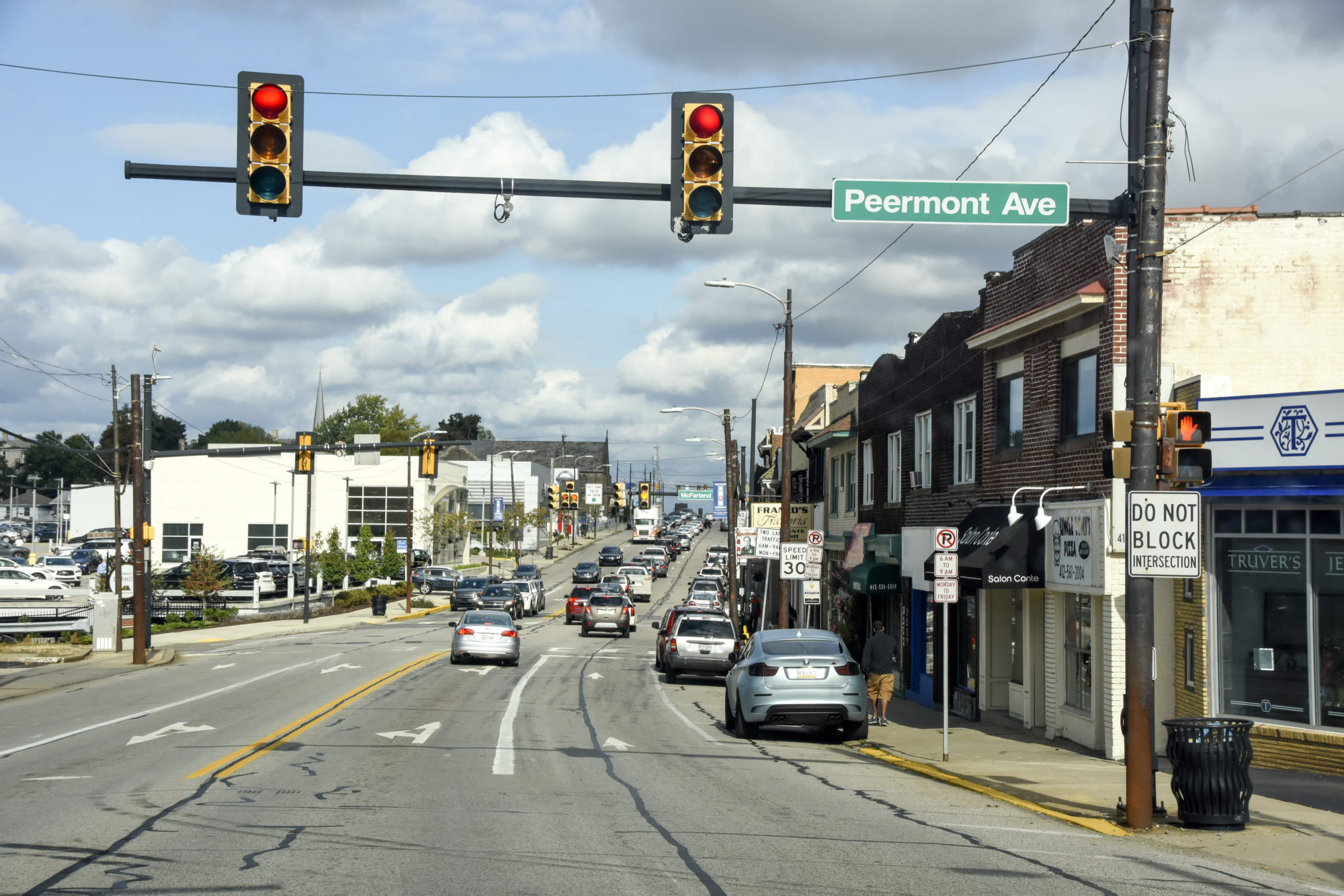 Street view of the town of Dormont at Peermont Ave